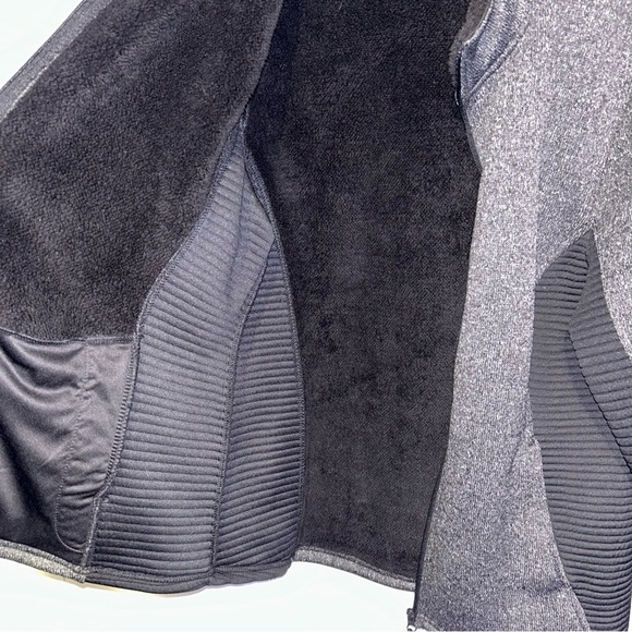 Time and Tru Women's Charcoal and Black Utility Jacket - Picture 5 of 6